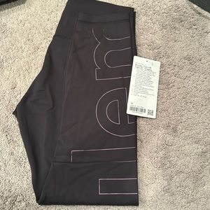 Lululemon Wunder Train HR Tight 25” *Graphic Color Black/iridescent & Size 10